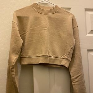 XLE Cropped Beige Crewneck Size S